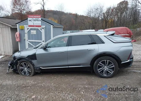 2024 Cadillac Lyriq Luxury W/1Sd z USA, uszkodzony, nr VIN 1GYKPRRL9RZ128701